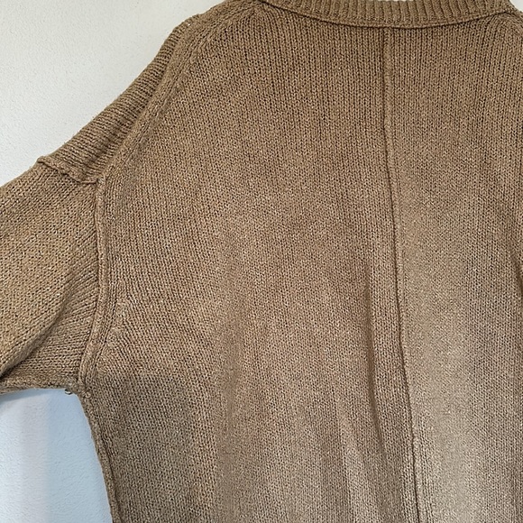 Free People v-neck comfy sweater - Picture 4 of 4